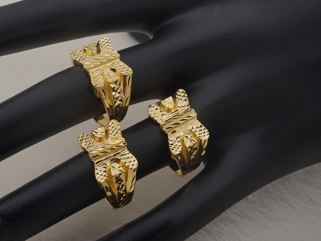 Festival Lion Pendant